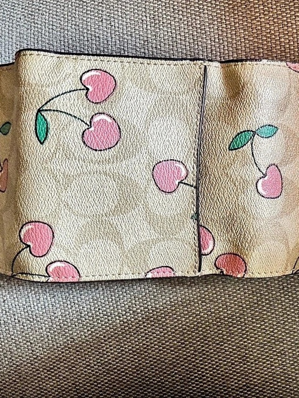 Coach Small Trifold Wallet In Signature Canvas With Heart Cherry Print Beige &